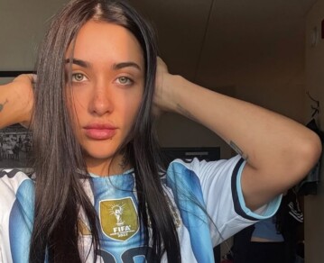 El gesto de María Becerra en España en medio de las críticas contra Argentina tras la final del Mundial