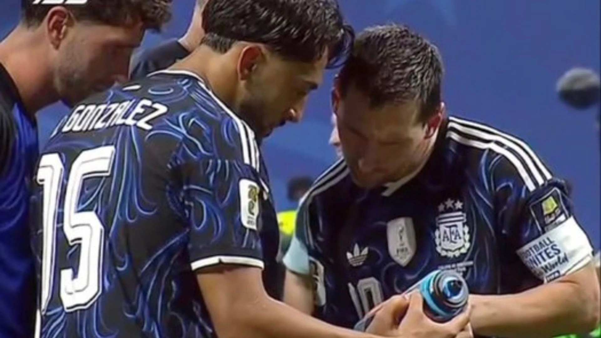 Messi en el partido frente a Inglaterra.
