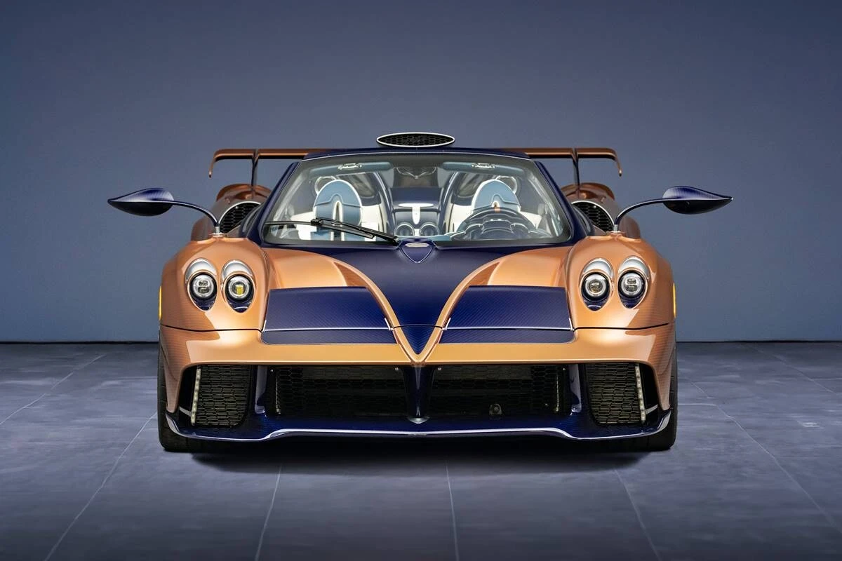 Pagani Huayra 70 Derecho
