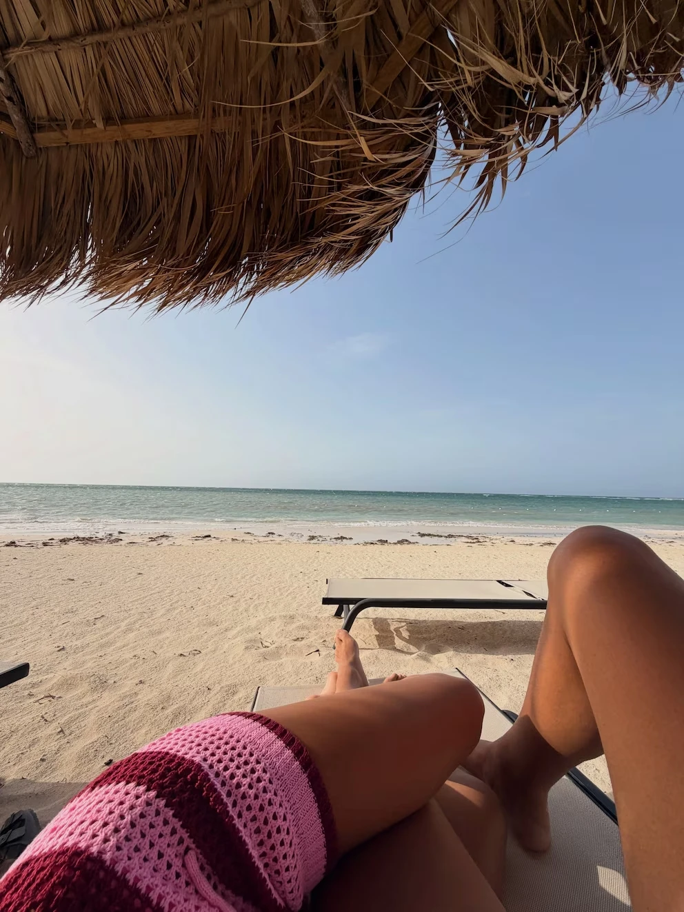 Ian y Renata, enamorados en Jamaica.