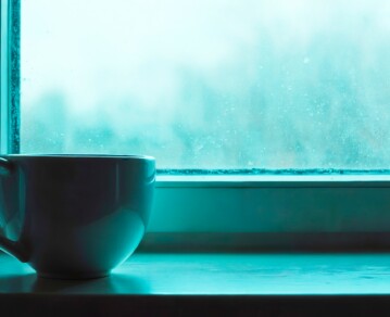 El truco casero que ayuda a evitar que entre frío por las ventanas durante el invierno