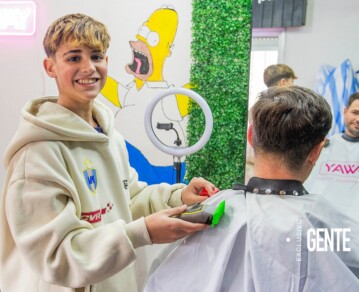 Así es hoy la vida de Gael Bajo, el pequeño barbero que convirtió el sueño de cortarle el pelo a Julián Álvarez y se hizo famoso: "Es una locura todo lo que me pasa"
