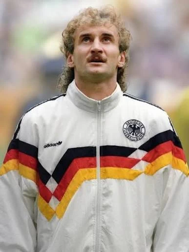 Rudi Völler, una de las glorias del fútbol alemán. 