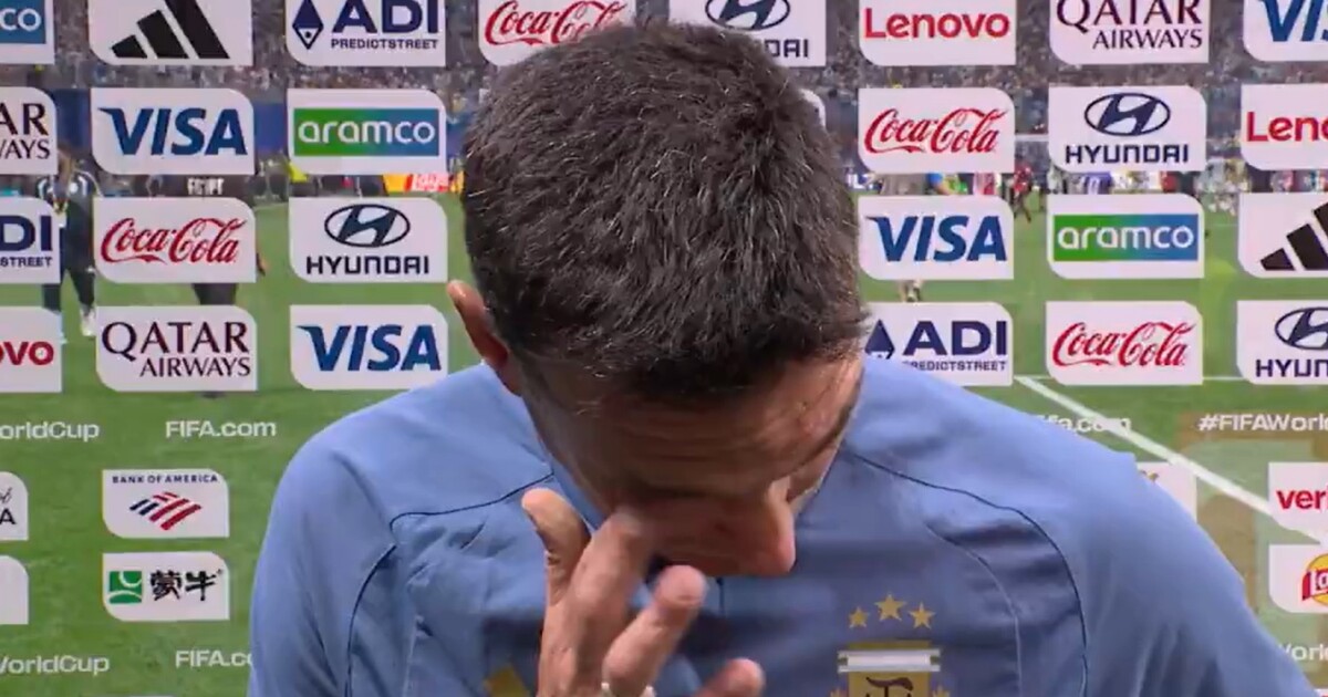 Lionel Scaloni rompió en llanto y abandonó una entrevista en vivo tras el triunfo ante Egipto: "Disculpame"