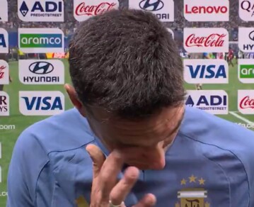 Lionel Scaloni rompió en llanto y abandonó una entrevista en vivo tras el triunfo ante Egipto: "Disculpame"