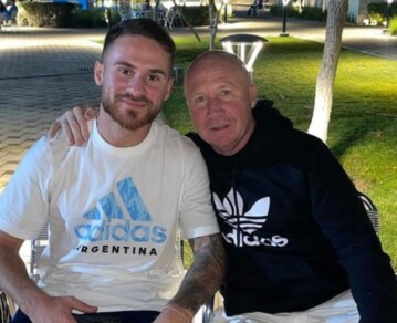 El padre de Alexis Mac Allister rompió el silencio tras las teorías sobre la final: "Le pregunté si había pasado algo en el vestuario"