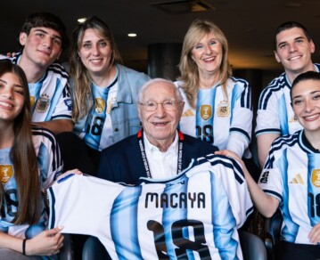 Así es Enrique Macaya Márquez puertas adentro: su hija y sus nietos revelan cómo es el hombre detrás de la leyenda