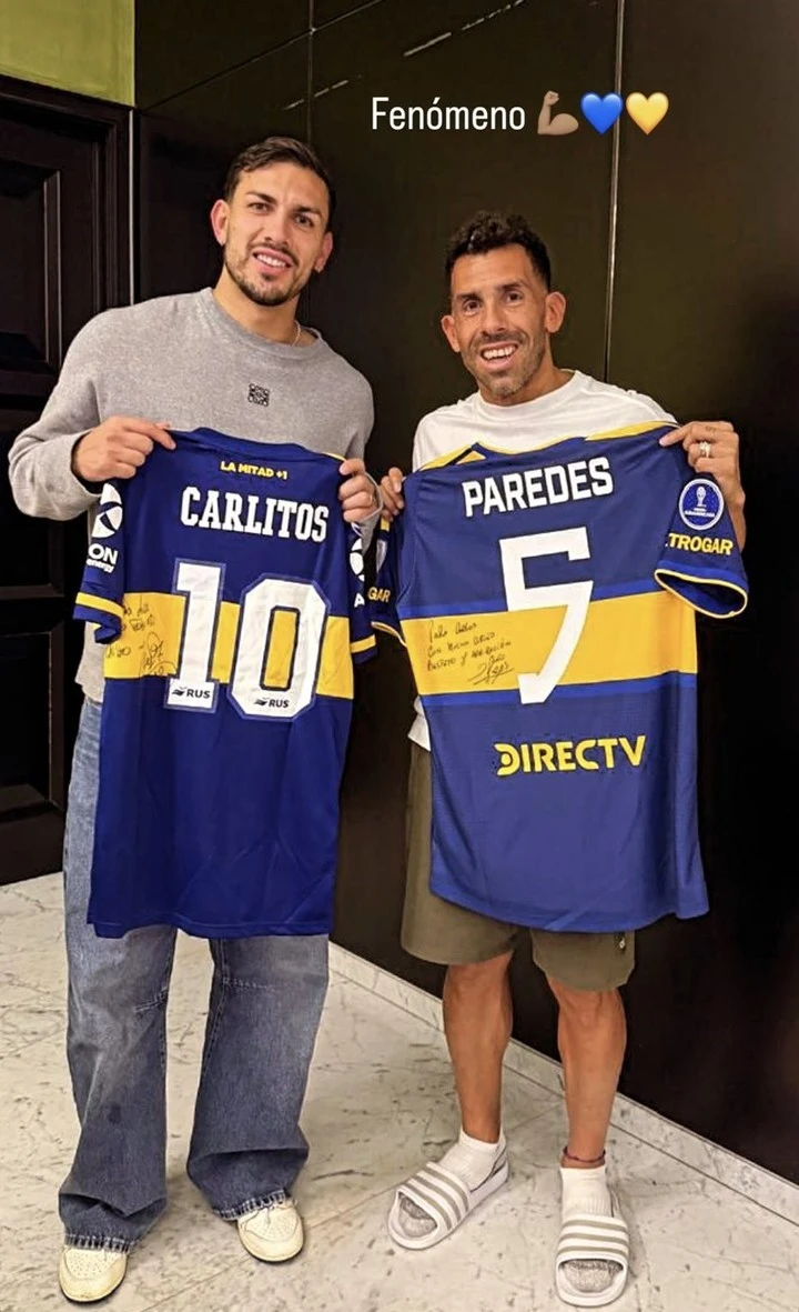 Leandro Paredes compartió una imagen de su reencuentro con Carlos Tevez, rememorando su relación de hace más de 20 años cuando Paredes era alcanzapelotas e infantil en Boca Juniors
