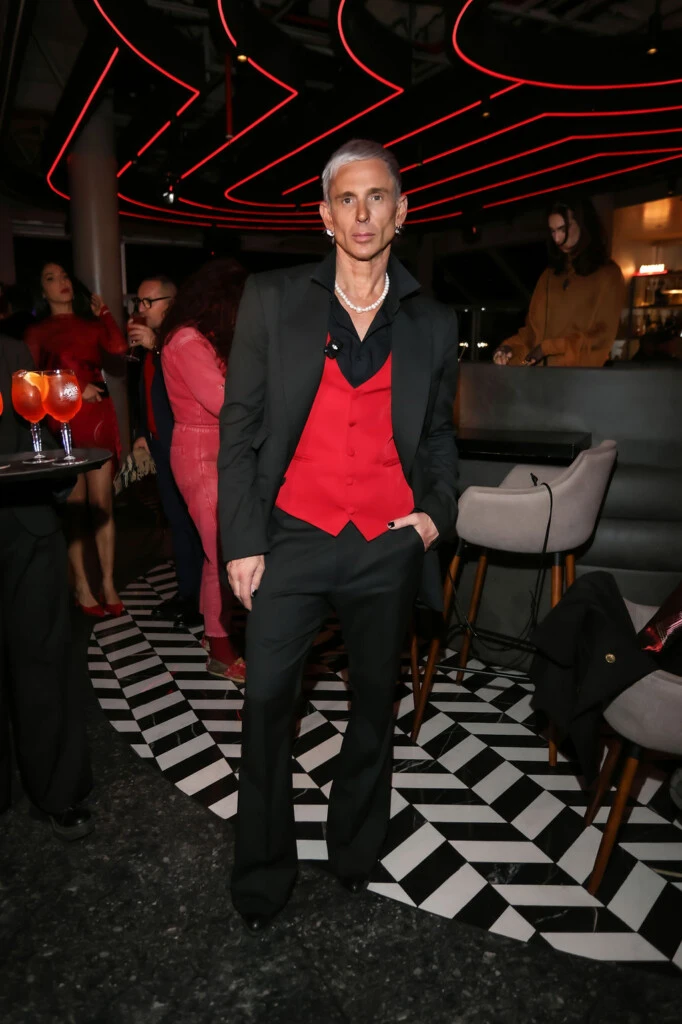 Fabián Paz fue el host en la red carpet del evento.