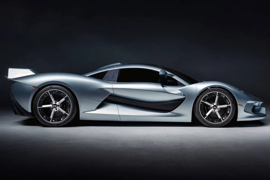 Hennessey Blackbird
