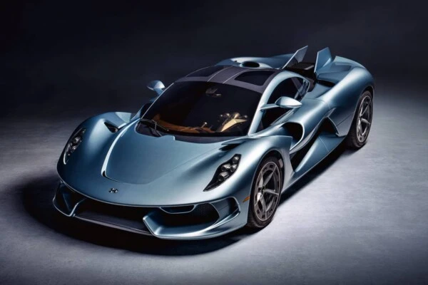 Hennessey Blackbird