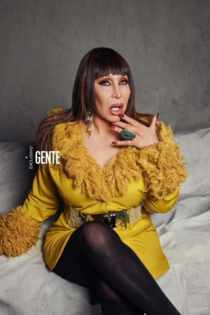 “Creo que esta historia de mi vida de cómo debuto en el teatro no está romantizada, pero es un poquitito diferente. El mismo día que llegué debuté y eso fue muy fuerte”.