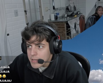 "¡Se me cayó todo!": Quién es Pirutastic, el streamer argentino al que se le desarmó el decorado en vivo y expuso a su mamá