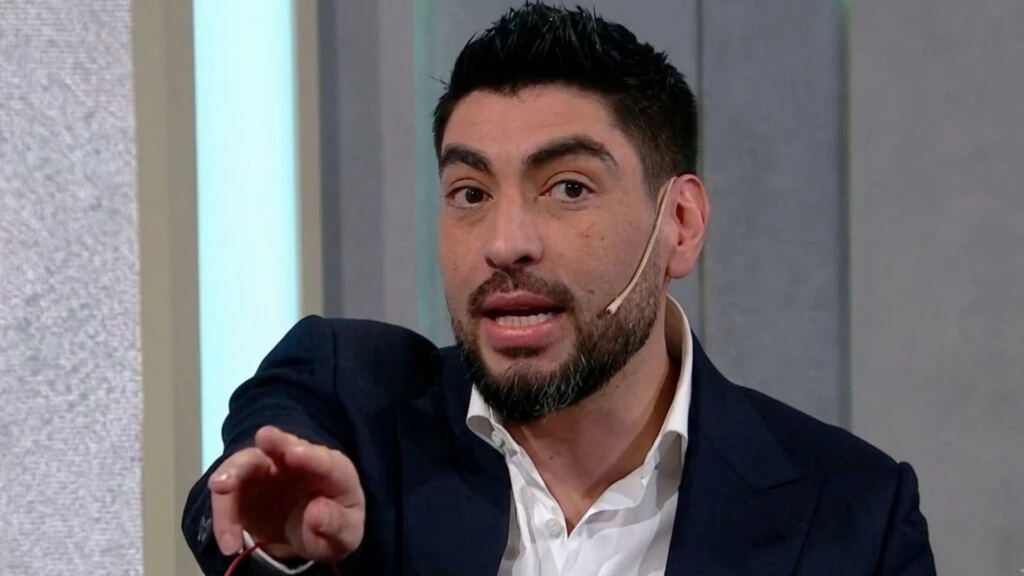 Un experto en comunicación no verbal analiza los gestos de Facundo Moyano