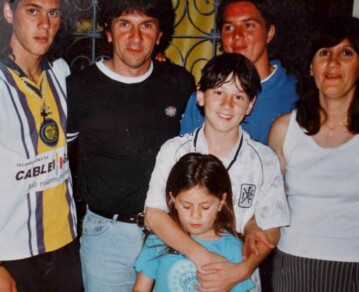 Las históricas fotos que de Jorge Messi y su familia que guarda el archivo de GENTE