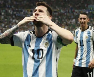 Qué jugadores acompañarían a Lionel Messi para despedir a su padre