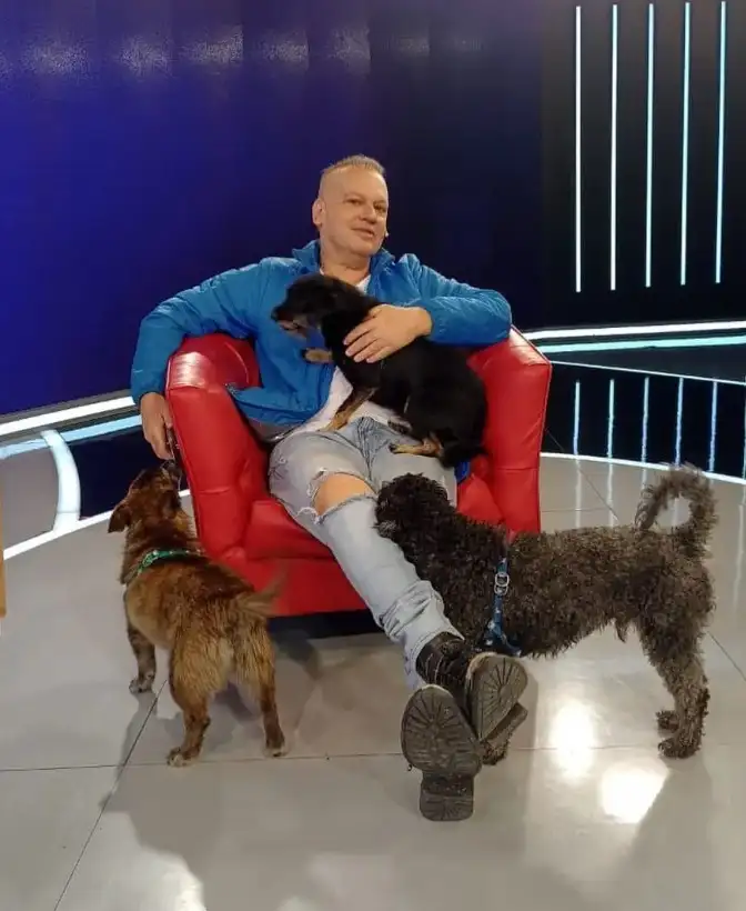 Los perros de Leandro Rud fueron reubicados en distintos hogares. Algunos se los quedó Mariana Brey.