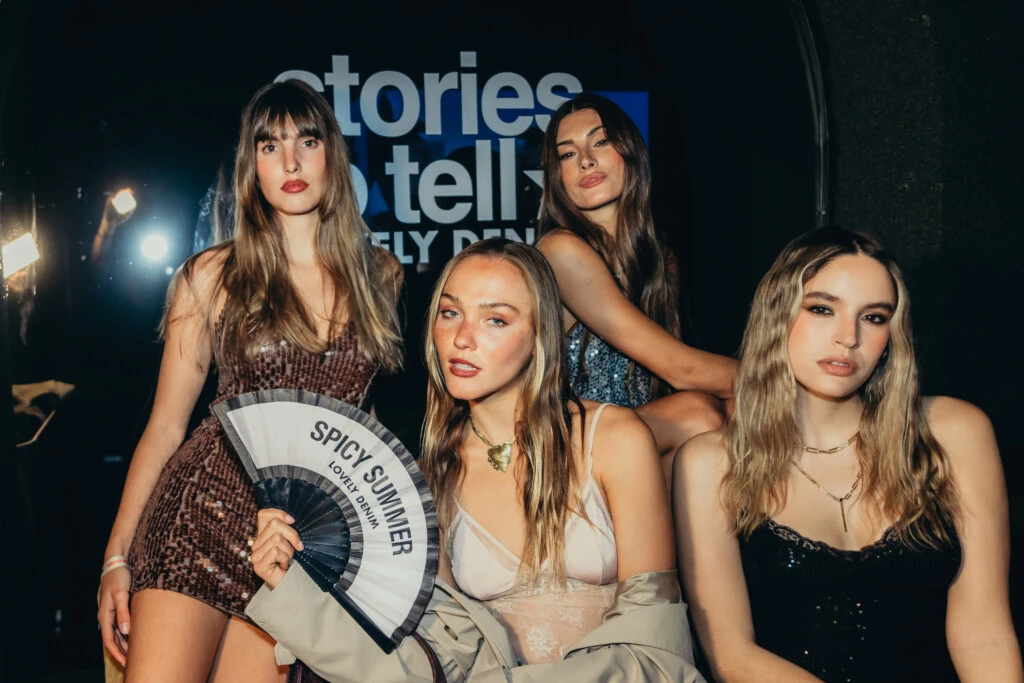 Aurora Figueras, Sofía Solá, Lola Latorre e India Ortega anticiparon el verano con looks de la nueva temporada de Lovely Denim.
