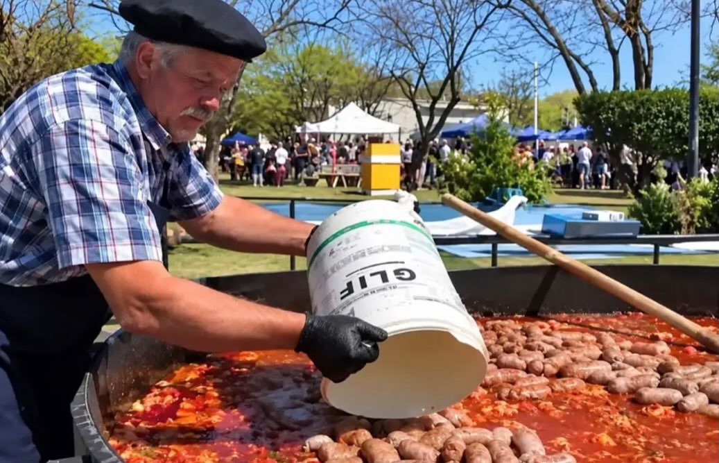 Escándalo en la Fiesta del Chorizo a la Pomarola: disculpas, polémica y caos bonaerense por un balde de glifosato