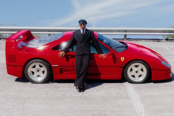 Lewis Hamilton Ferrari F40