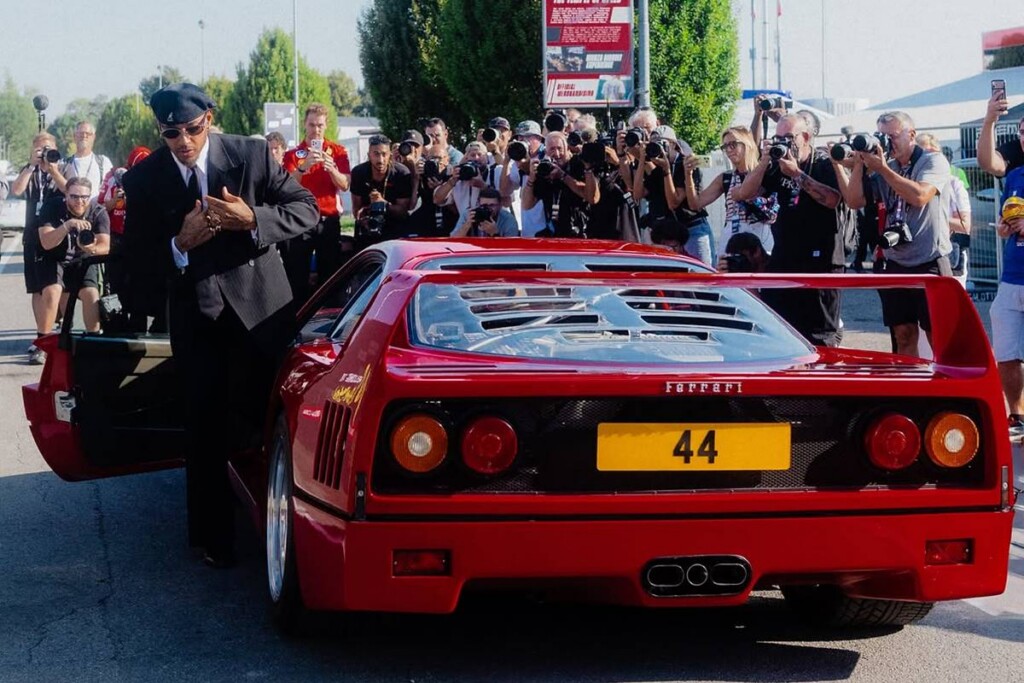 Lewis Hamilton Ferrari F40