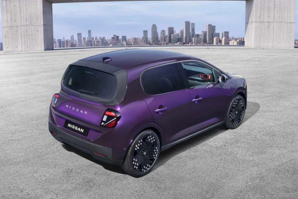 Nissan Pixo