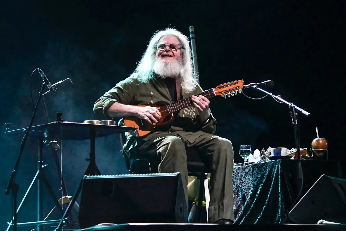 GUSTAVO SANTAOLALLA