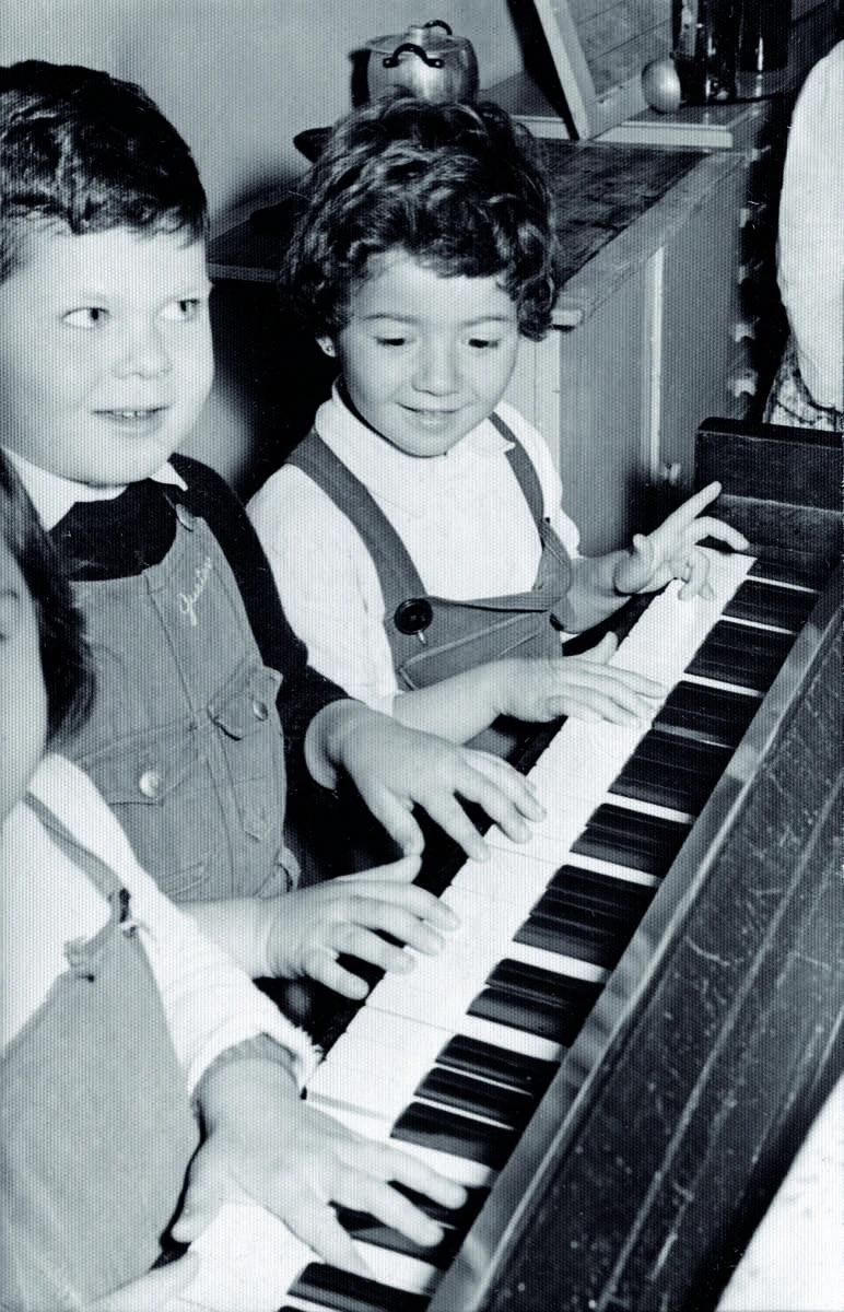 GUSTAVO SANTAOLALLA