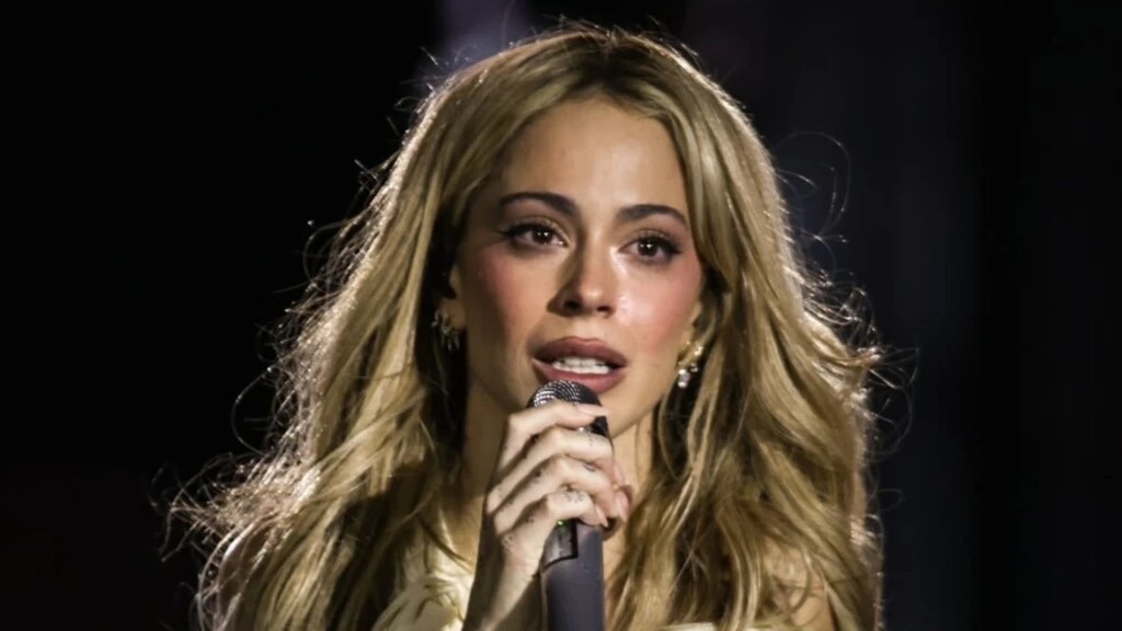 Tini Stoessel rompió en llanto en Guadalajara