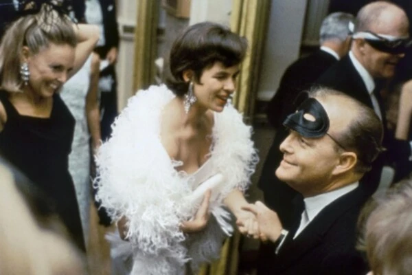 Truman Capote y el imperio de sus cisnes-a 102 años de su nacimiento
