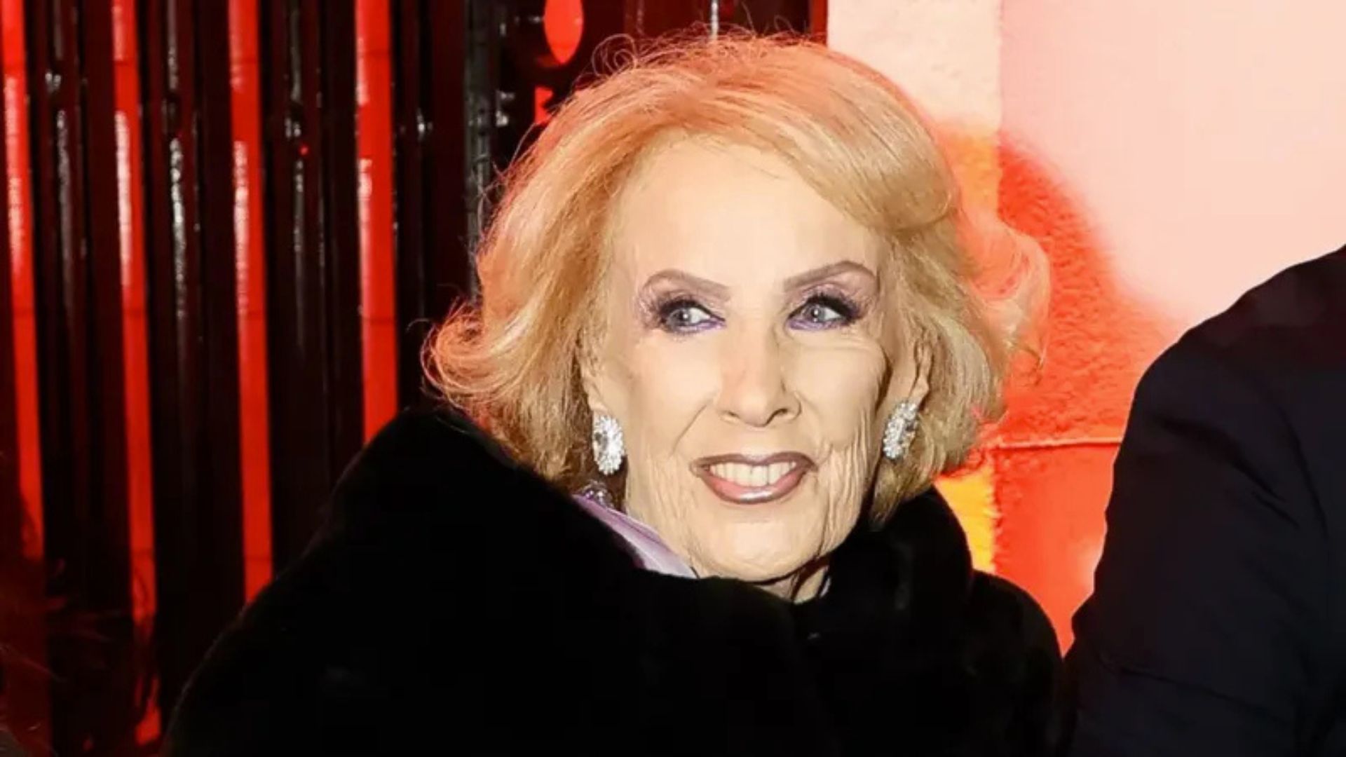 Qué va a hacer Mirtha Legrand con su programa tras recibir el alta médica