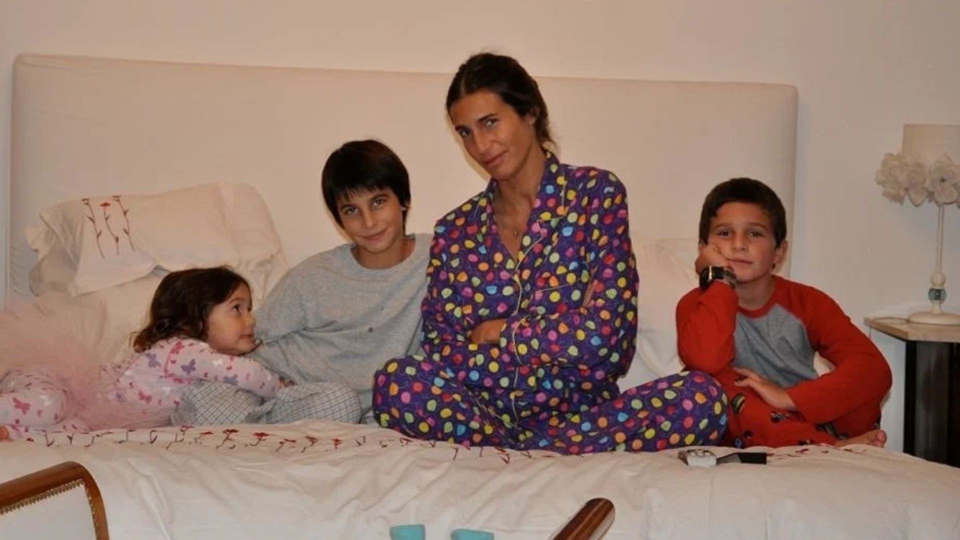 Las fotos inéditas que compartió Valentín Yankelevich junto a su madre, Romina Yan, a 16 años de su muerte