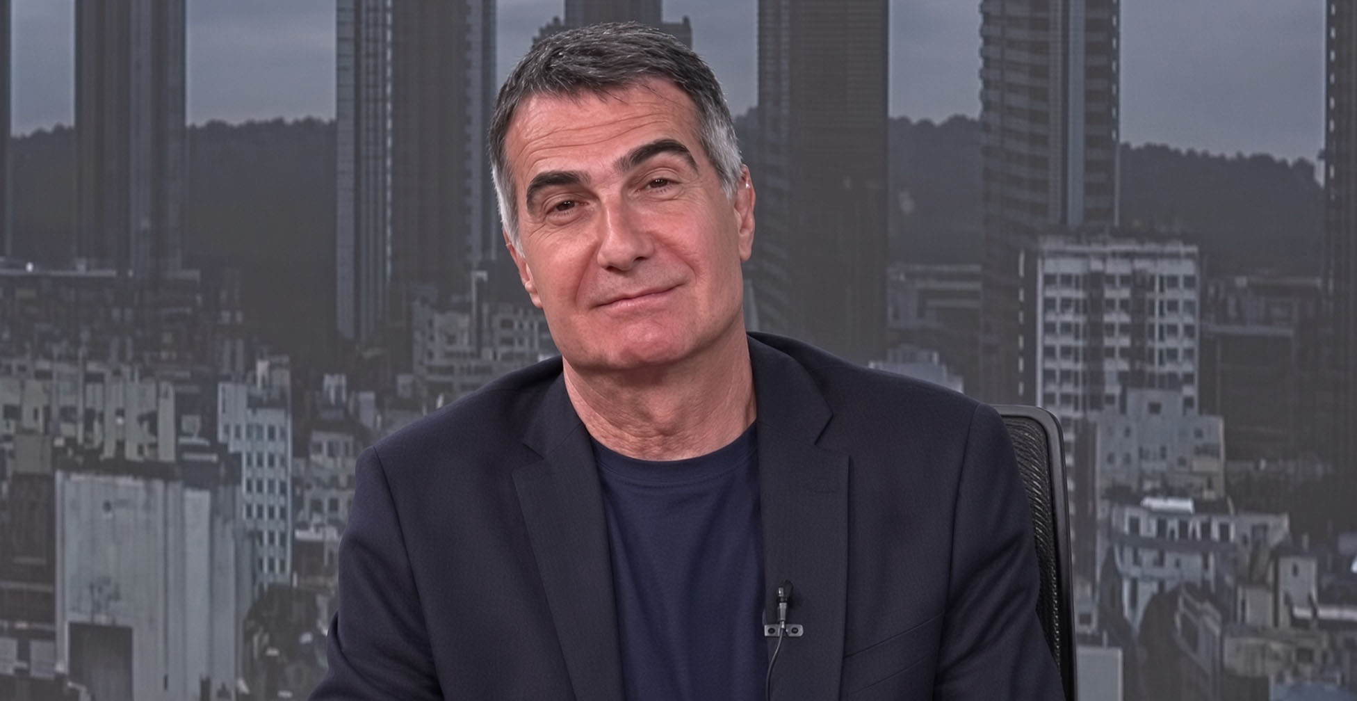 "Hasta ahora me autopercibo hombre": el insólito fallido al aire con Antonio Laje que hizo estallar de risa a todo el estudio de A24