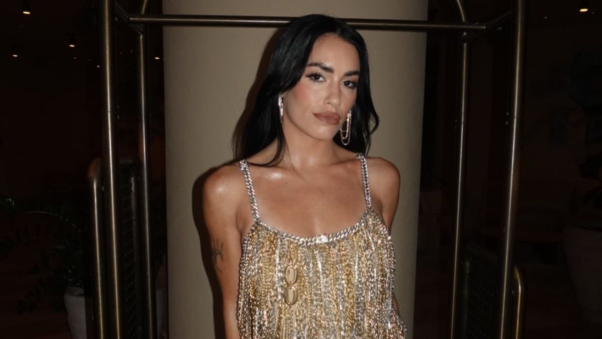 En fotos, Lali Espósito deslumbró con un look de alto impacto: minivestido de cadenas y brillo en los Billboard Latinos 2026