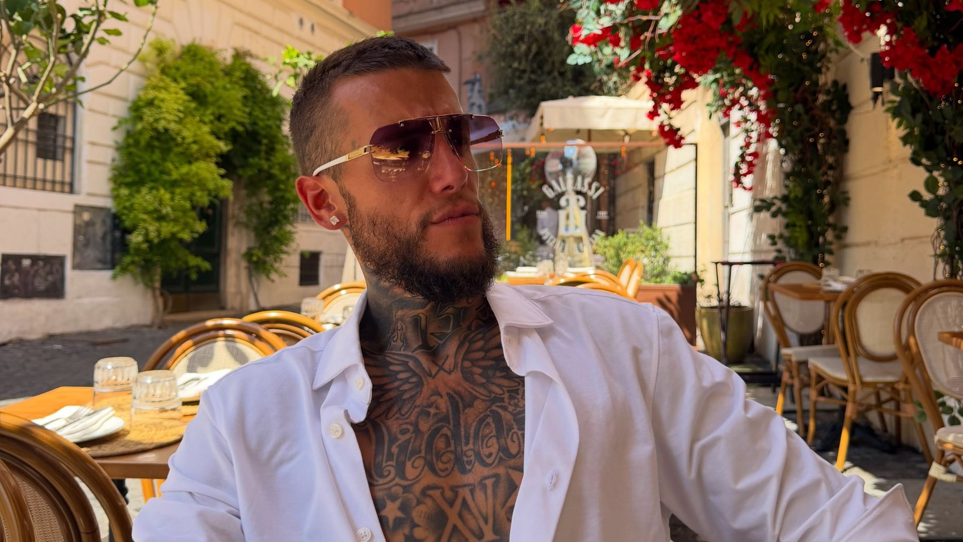 La provocadora foto de Alex Caniggia en medio de sus vacaciones familiares
