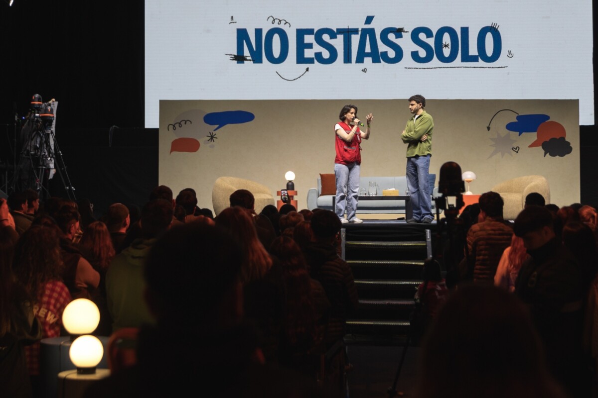 Santi Talledo y LUZU TV reunieron a 1.500 jóvenes para hablar de salud mental: "No estás solo"