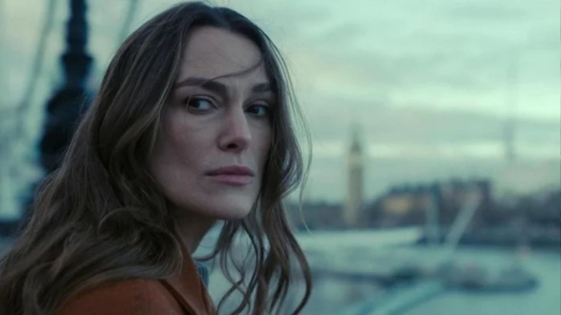La serie de 6 episodios que regresa a Netflix con Keira Knightley y una peligrosa conspiración política