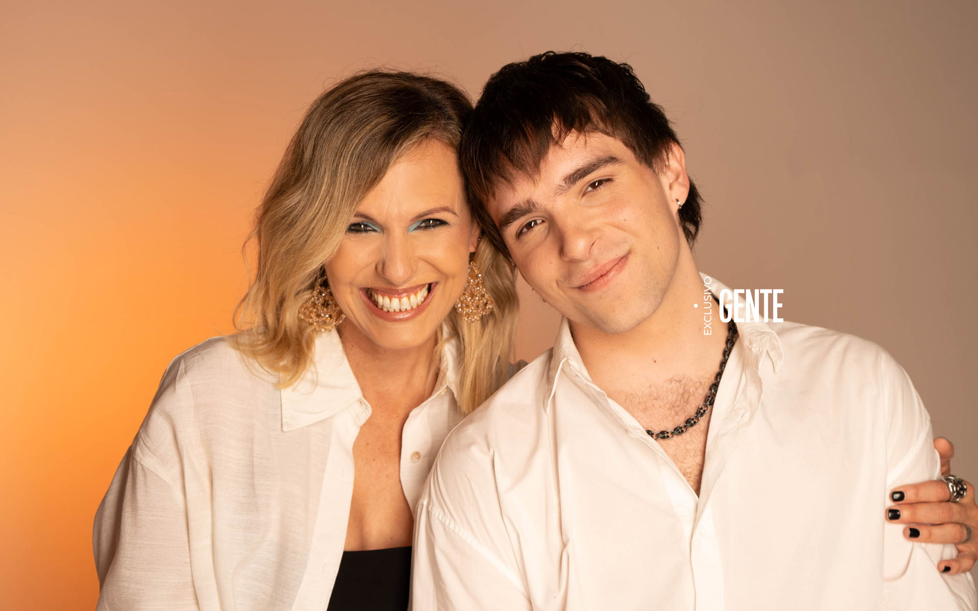Denise Dumas y su hijo Santino, en una íntima entrevista cruzada por el Día de la Madre: sus diferencias, los miedos y el arte de dejar volar
