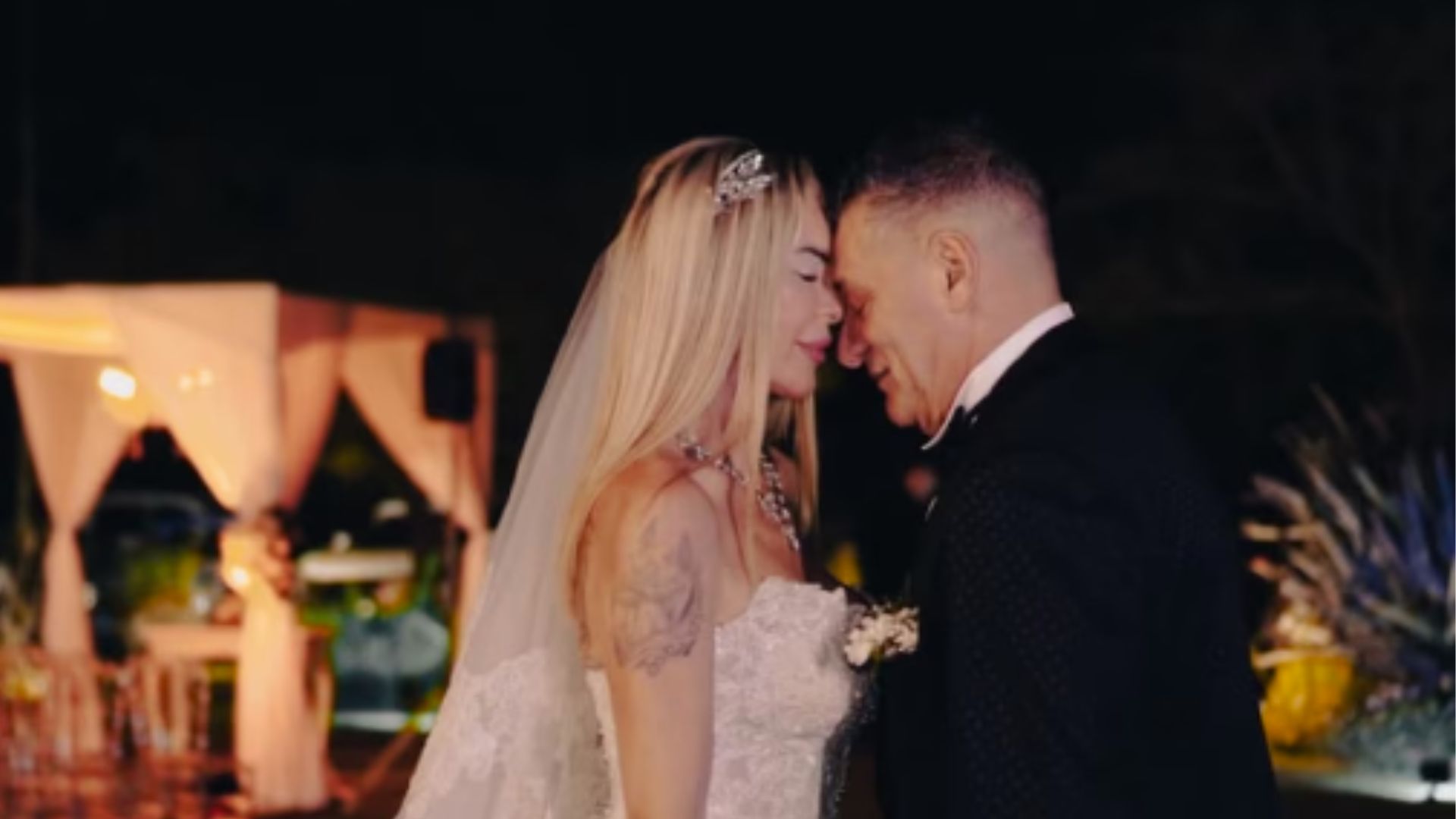 El Turco García y Mariela Prieto se casaron después de 30 años: las fotos de la mega fiesta, con Mala Fama en vivo y baile de odaliscas