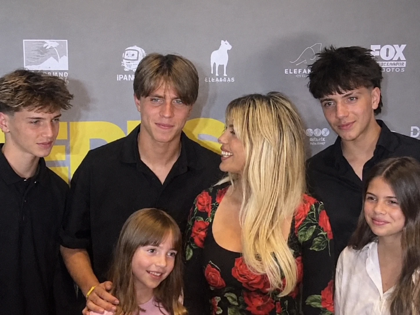 Wanda Nara y sus hijos-Revista Gente