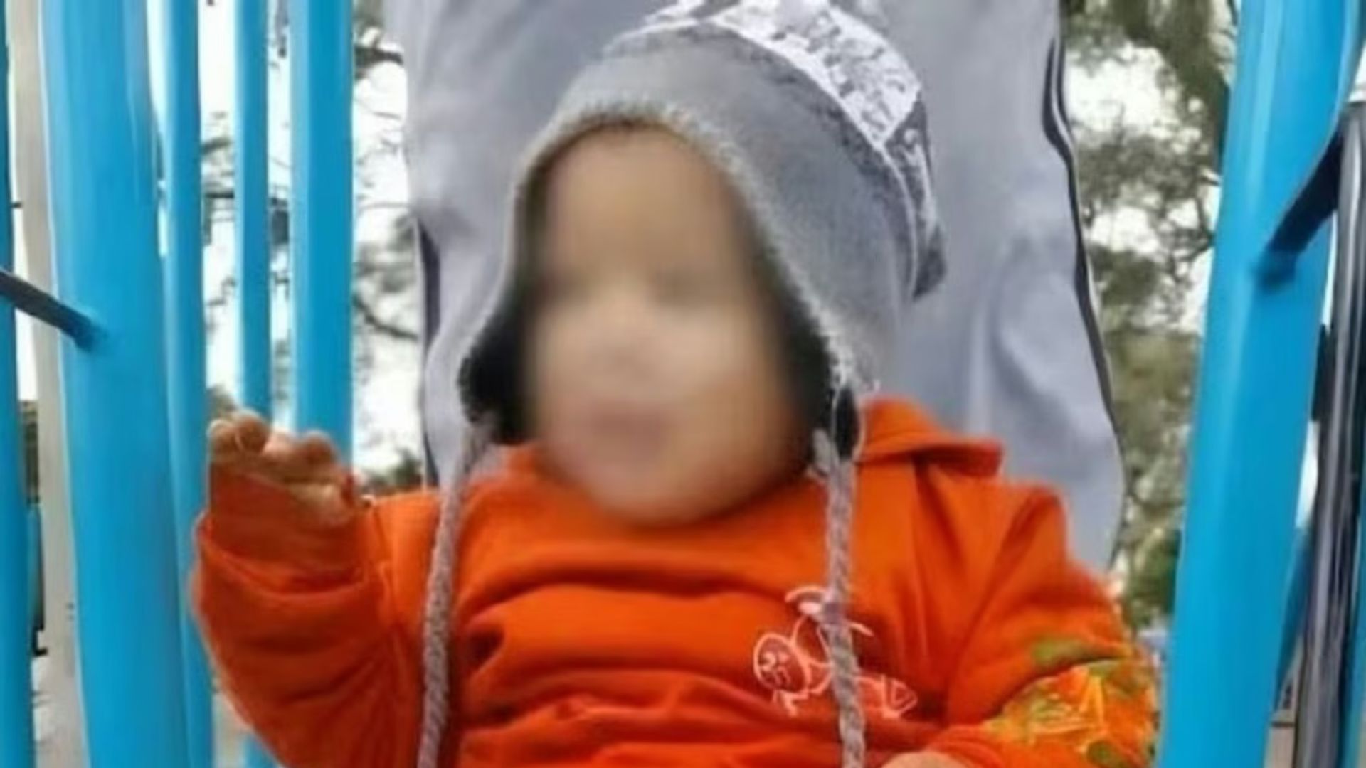 Misterio en Tucumán: encontraron muerto a un bebé de un año y ocho meses en un canal y detuvieron a cuatro familiares