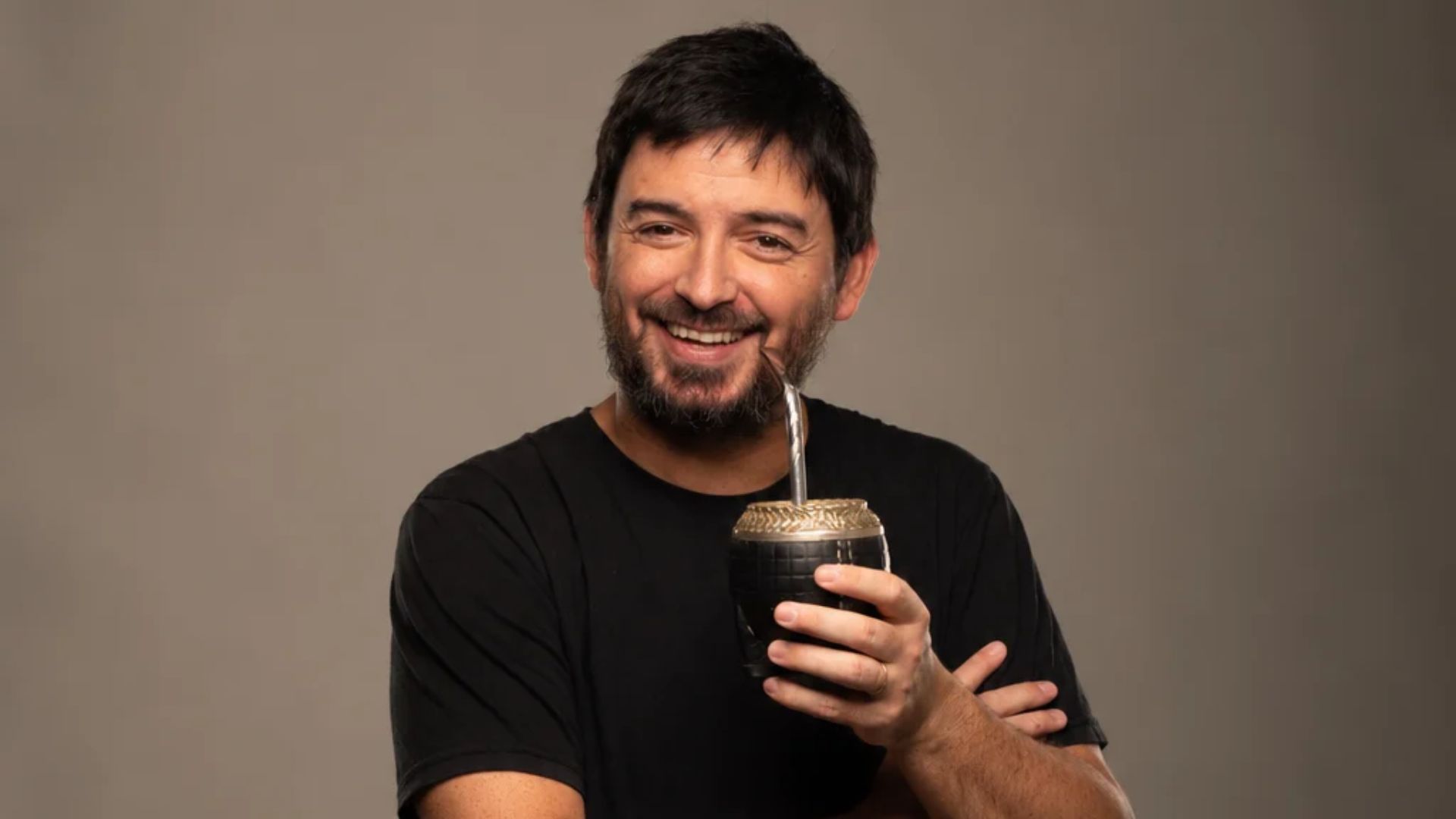 Mike Chouhy, de dejar la vida corporativa y volver a la "casita de mamá" a debutar en la gran pantalla junto a Nico Furtado: “Tuve que convencerme de que estaba a la altura”