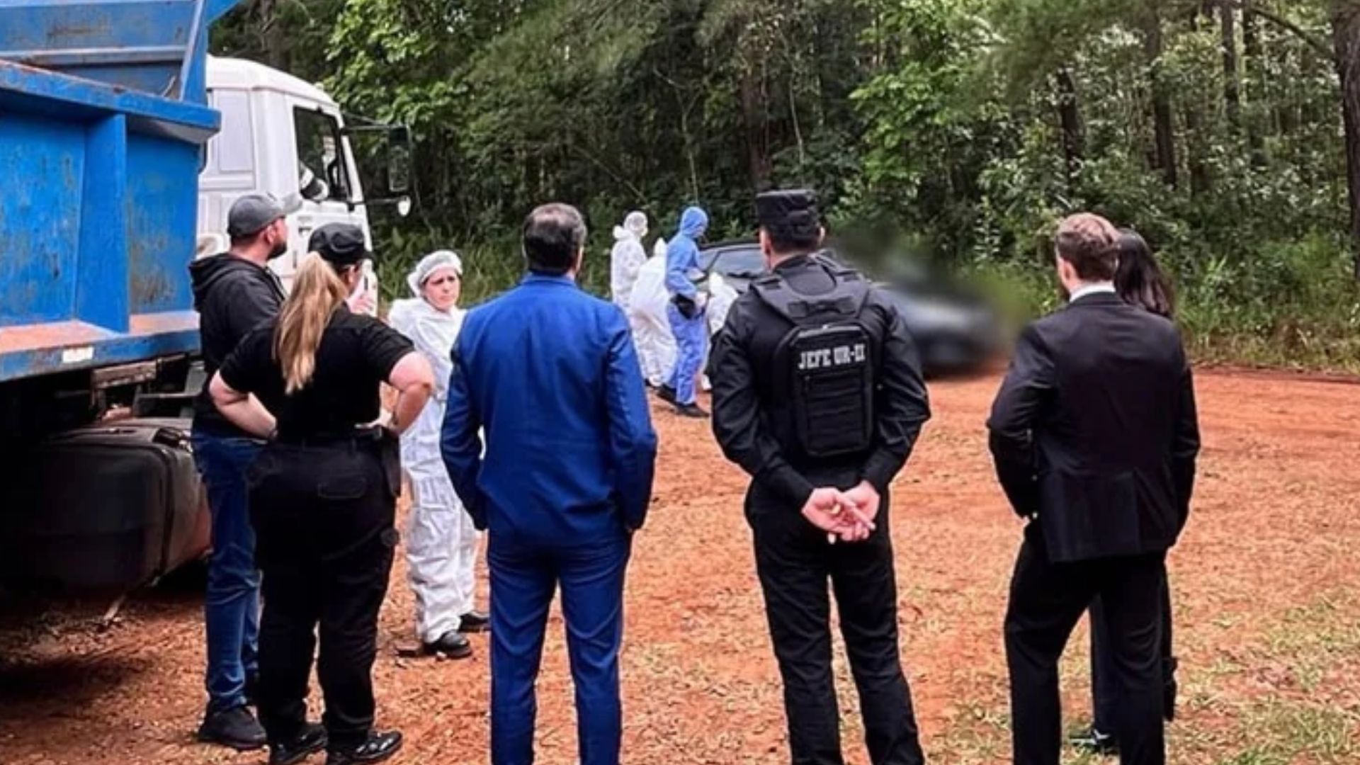 Horror en Misiones: hallaron a una pareja muerta junto a un auto y a su hijo de dos años con vida adentro
